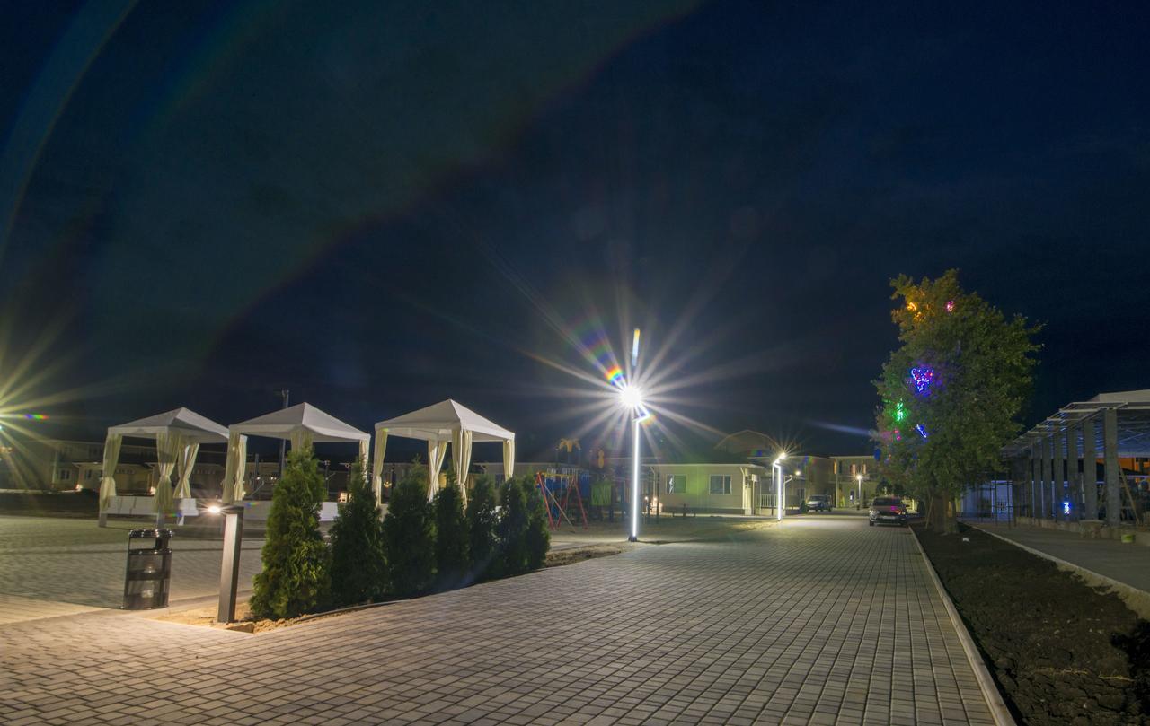 Welcome Summer Hotel Zatoka Exterior photo